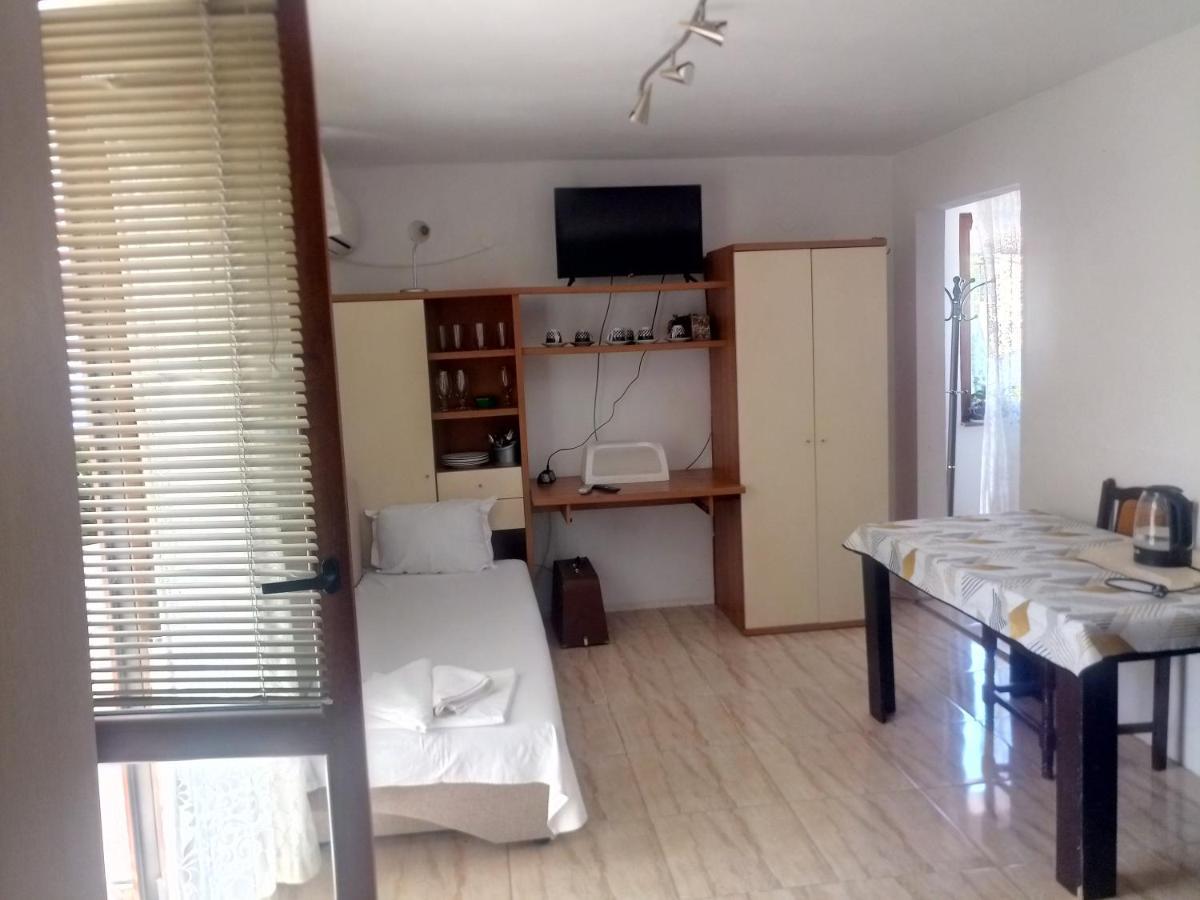 Farlalievi Guest House Sozopol Buitenkant foto